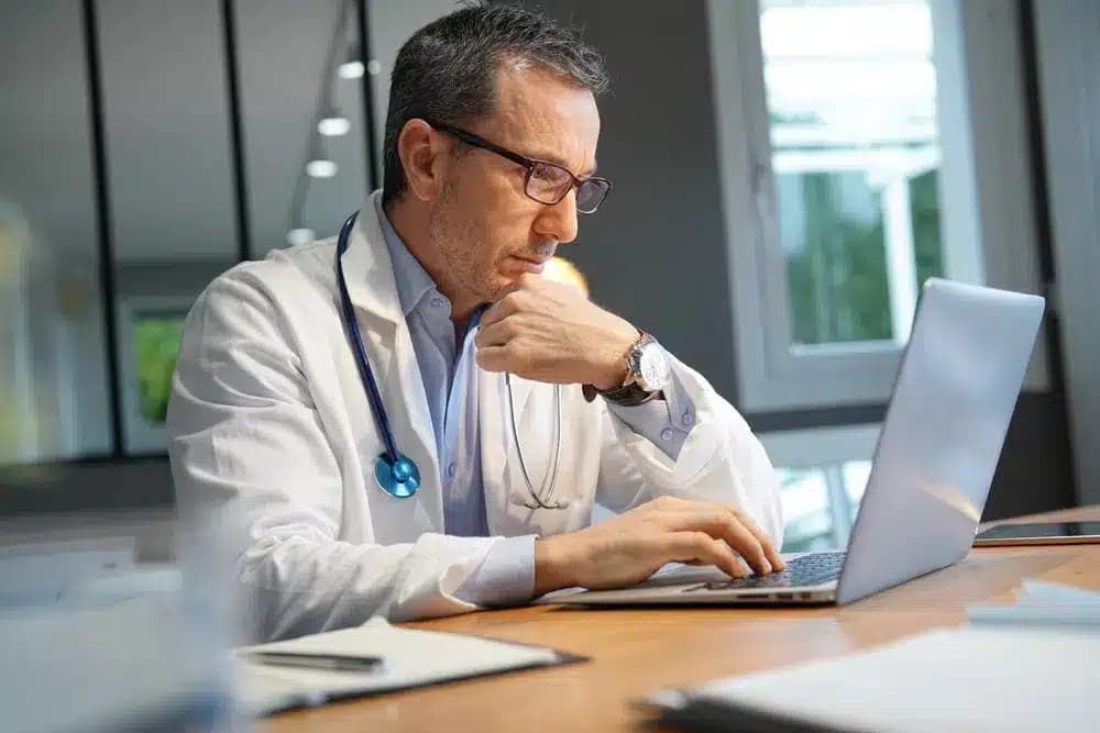 O que é CID-10? Guia completo para sua clínica médica